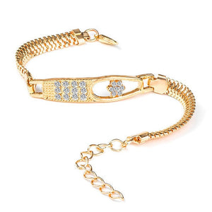 QCOOLJLY Female Jewellry Accessories Multi-Designs Gold Color Alloy Crystal & Rhinestone Flash Cuff Chain wrap bracelet Bangle