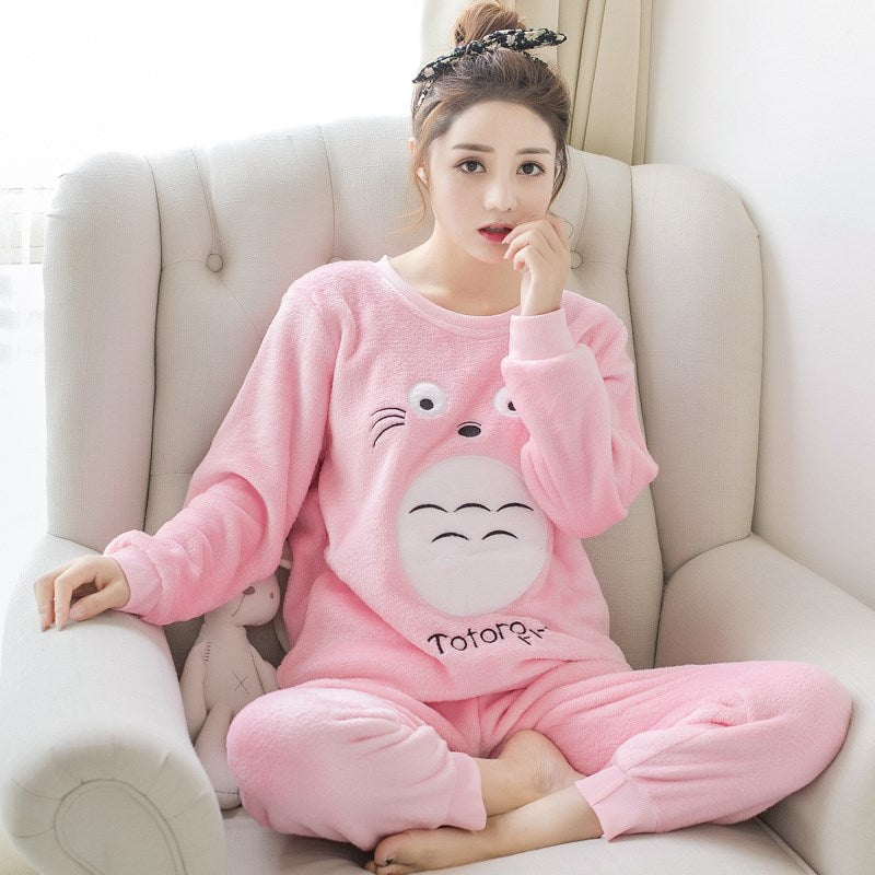 Pajamas Sets for Women 2018 Winter Fashion NightWear Leisure Home Cloth woman long Sleeve Flannel warm pyjama Girl Sleepwear Set