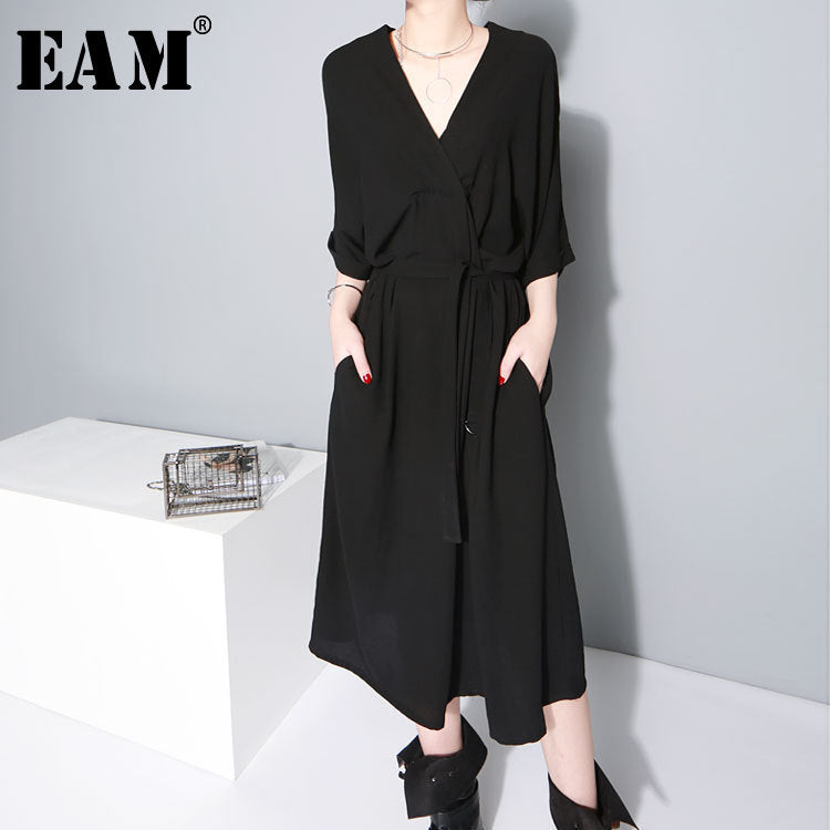 [EAM] 2018 New Autumn winter V-collar Half Sleeve Bandgae Loose Temperament Loose Big Size Chiffon Dress Women Fashion  JF733